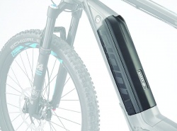 <p>By placing the battery at the front of the lower tube, the center of gravity is arranged centrally. This creates neutral and safe handling in all riding situations.</p>

<p>The mountain bike riding position is slightly more aggressive but enables you to tackle all sorts of terrain with confidence.</p>
